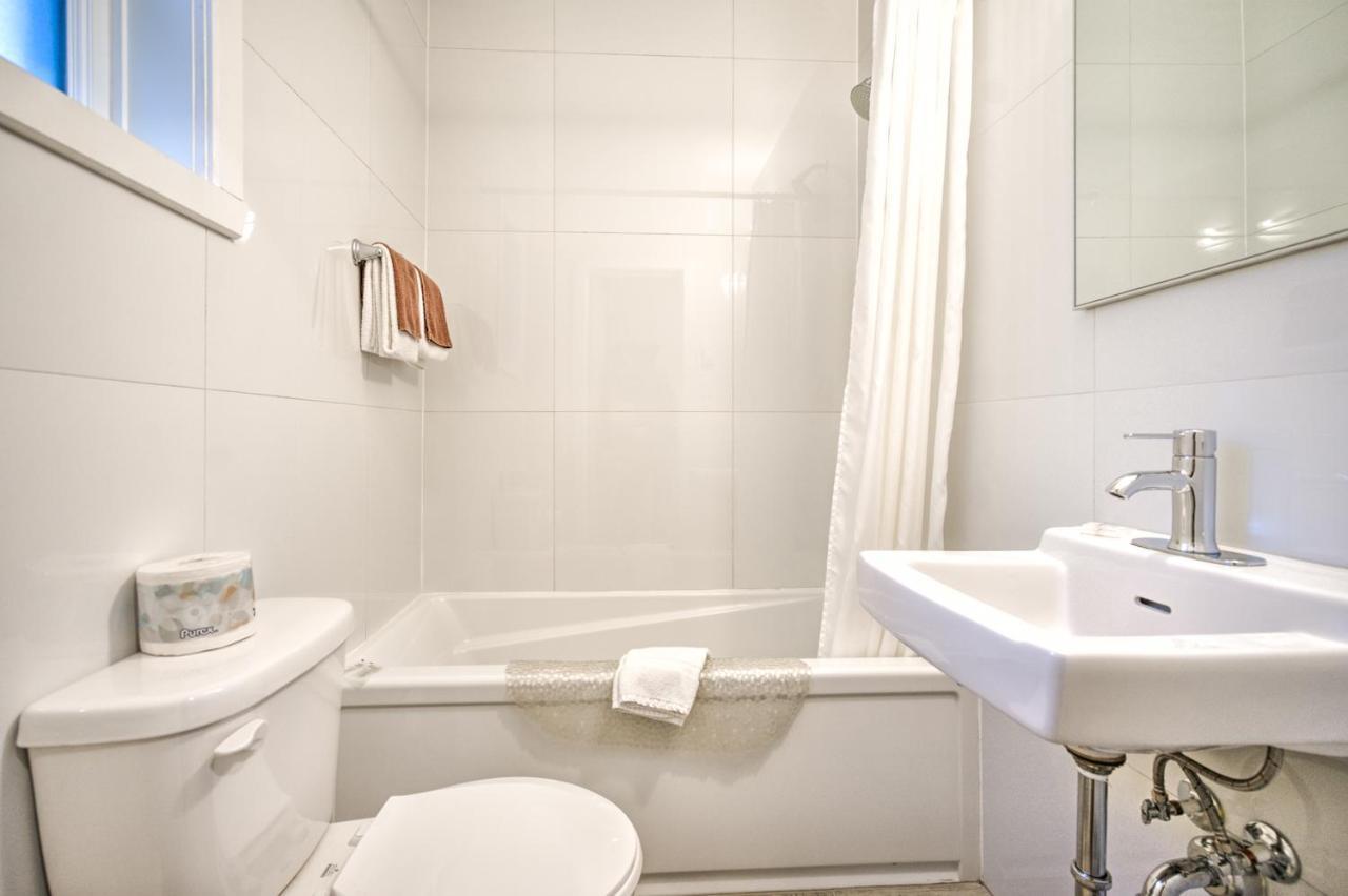 Motel RustikChâteauguay Heights エクステリア 写真