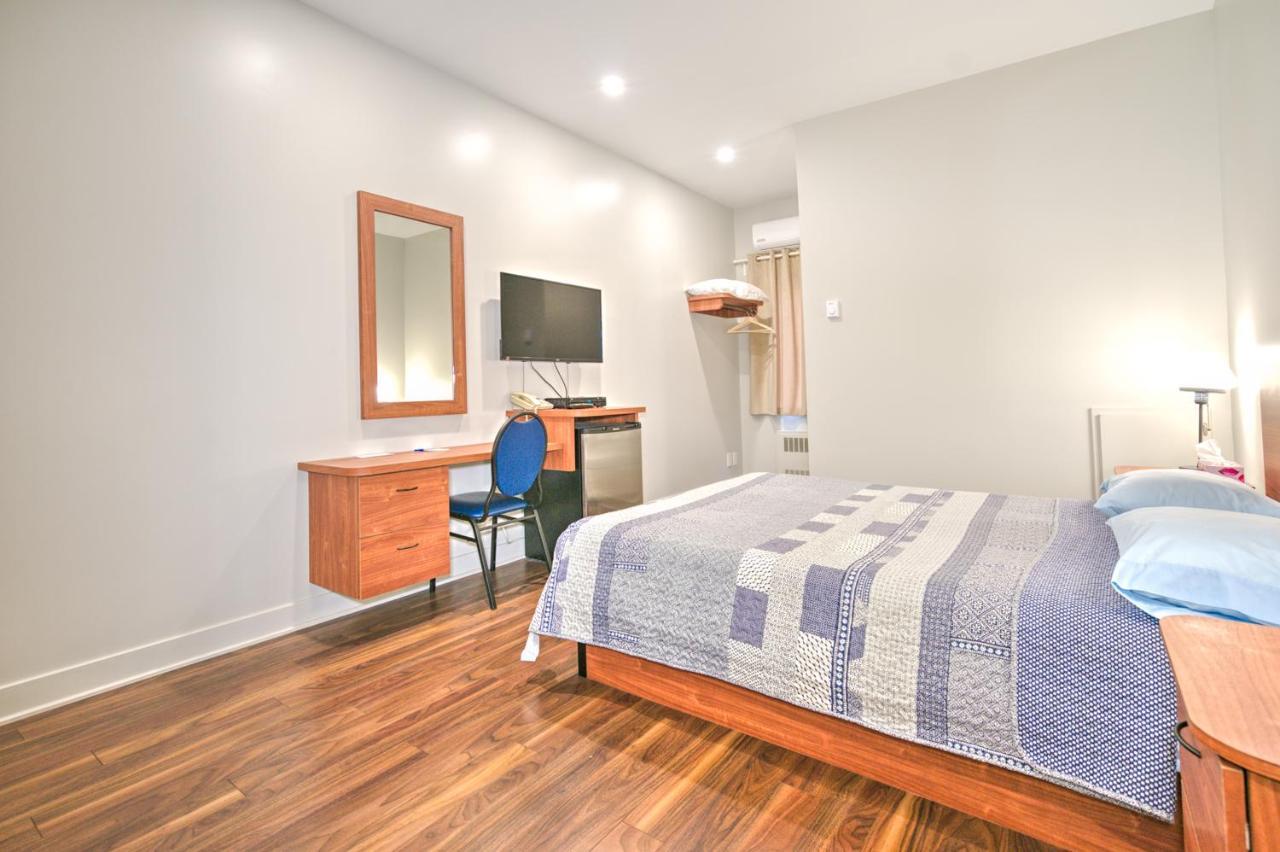 Motel RustikChâteauguay Heights エクステリア 写真